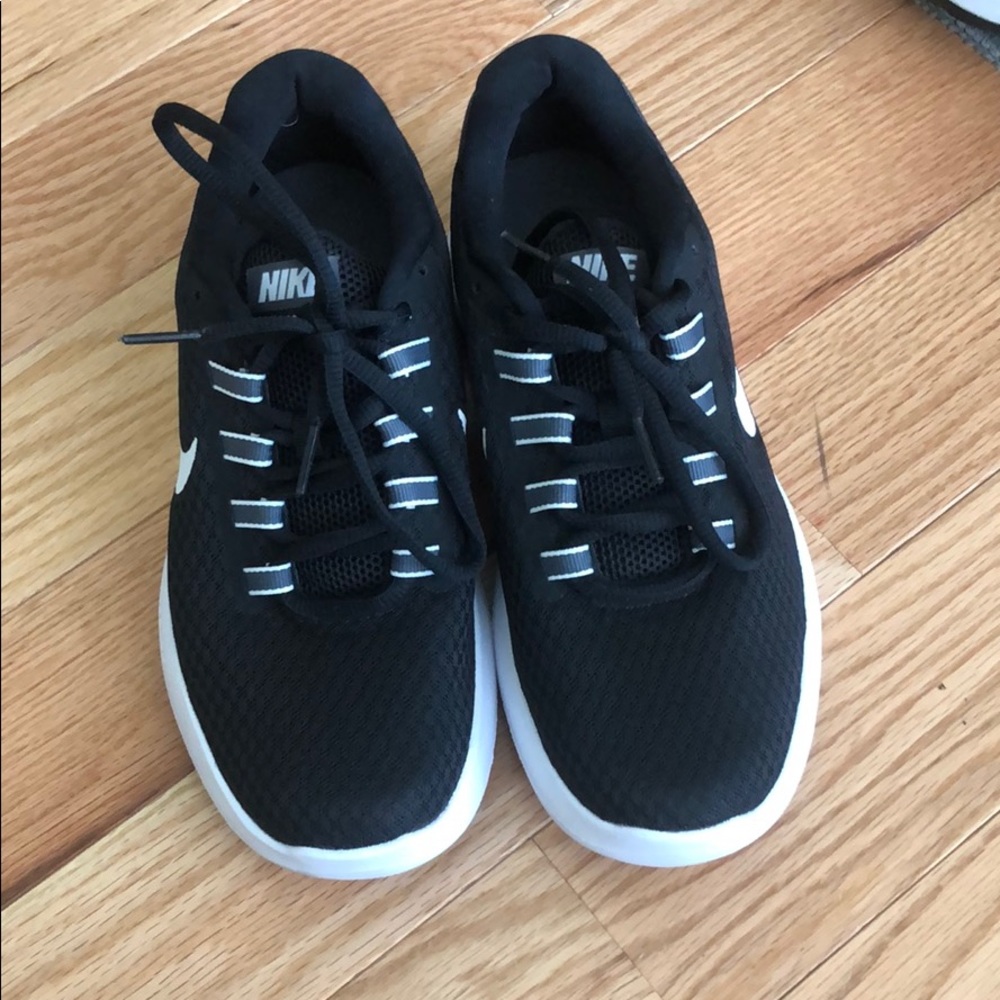 Nike Lunar Converge Running Shoes